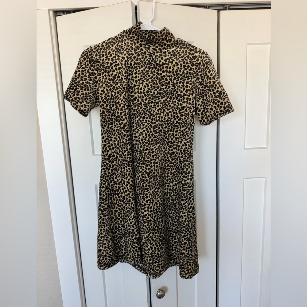 Leopard Print Short Sleeve Dress